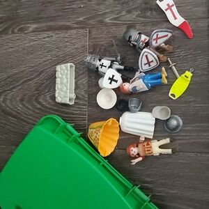 Playmobil case and figures- playset